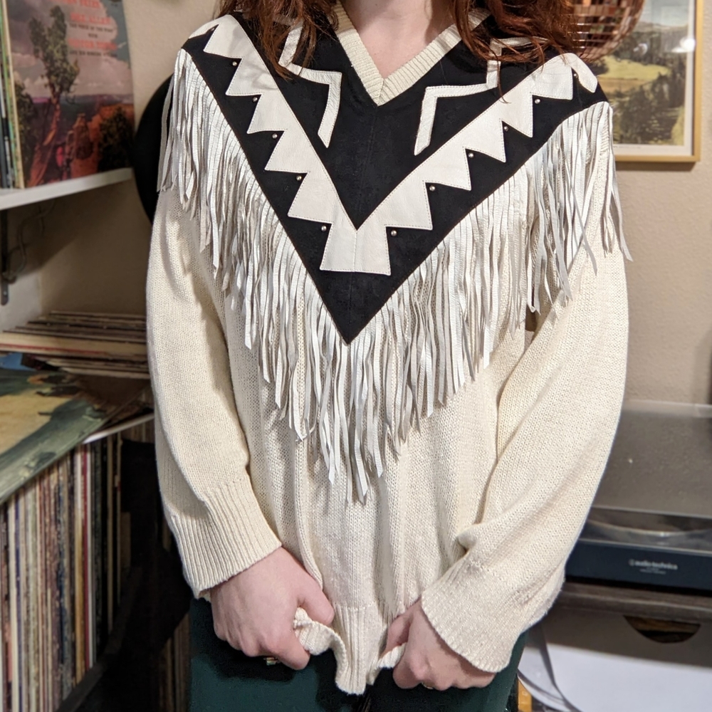 1970s Vintage Pioneer Wear Leather Fringe Ivory & Black Sweater Size Small Heavy